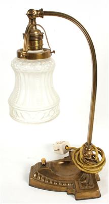 Historismus Tischlampe Messinggestell, - Kunst, Antiquitäten und Möbel