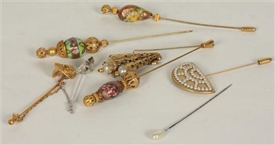 Modeschmuck 8 Hut bzw. Anstecknadeln - Arte e antiquariato