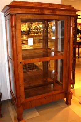 Vitrine im Biedermeier Stil, - Kunst, Antiquitäten und Möbel