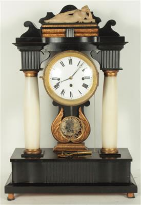 Biedermeier Portaluhr - Weihnachtsauktion Kunst,<br />Antiquitäten und Möbel