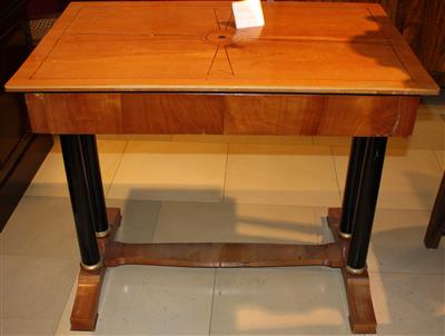 Rechteckiger Tisch im Biedermeier Stil, - Antiques and art