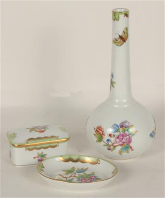 1 Deckeldose, 1 Vase, 1 Konfektschale - Antiques and art