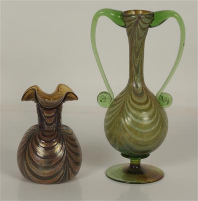1 Henkelvase, 1 Vase - Umění a starožitnosti
