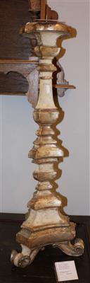 Kerzenleuchter im Barockstil Weichholzgestell in 3-passiger Grundform auf Volutenfüssen, - Kunst, Antiquitäten und Möbel