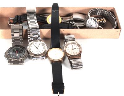 8 Armbanduhren - Kunst, Antiquitäten und Möbel