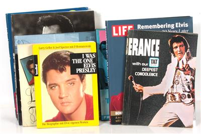 15 Fachbücher über Elvis Presley Bildbände, - Elvis Presley Memorabilia (discs, literature and collecting items)