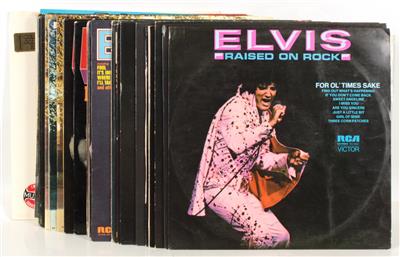 32 LP's Elvis Presley 5 x Forever, - Elvis Presley Memorabilia (discs, literature and collecting items)