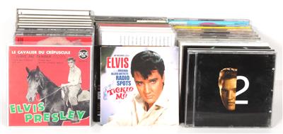 60 CD's Elvis Presley tlw. Sampler, - Elvis Presley Memorabilien (Schallplatten, Literatur und Sammlerstücke)