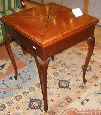 Spieltisch Holz furniert gebeizt, - Kunst, Antiquitäten und Möbel
