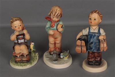 3 Hummelfiguren - Antiques and art