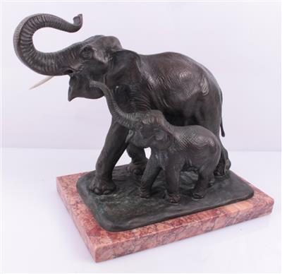 Gruppe, Elefant mit Jungem - Umění a starožitnosti