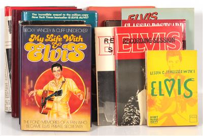 13 Fachbücher über Elvis Presley Biographien, - Umění a starožitnosti