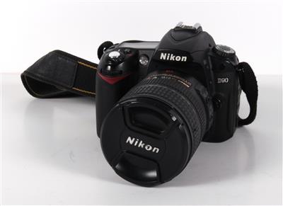 Nikon D 90 - Umění a starožitnosti