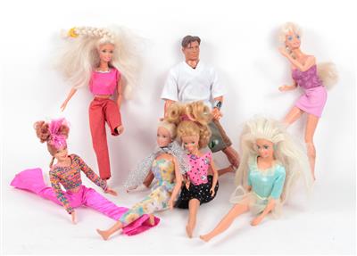 12 Barbies, 1 Skipper, 1 Ken - BARBIE meets KEN – Auflösung einer Sammlung