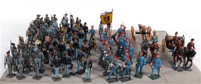 Sammlung von ca. 165 Zinnsoldaten, 26 Pferde - Vánoční aukce - Umění a starožitnosti