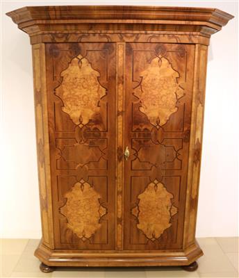 Hallenschrank, - Antiques and art