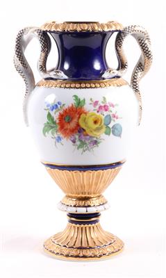 Prunkvolle Sockelvase - Antiques and art