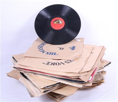 50 Schellacks - Historische Unterhaltungstechnik und Schallplatten
