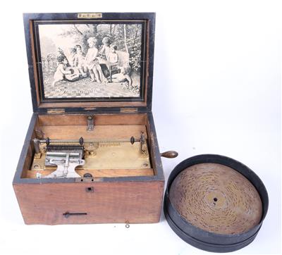 Plattenspieldose Symphonion - Historic entertainment technology and vinyls