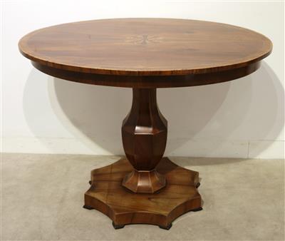 Ovaler Tisch im BM-Stil - Kunst, Antiquitäten und Möbel