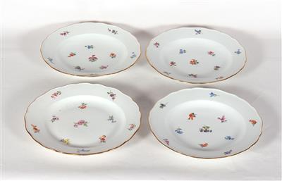 9 Speiseteller, Porzellanmanufaktur Meissen, 19. Jahrhundert - Kunst, Antiquitäten und Möbel