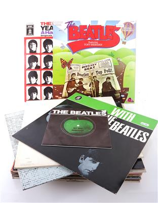 15 LPs. Beatles und Lohn Lennon - Historic entertainment technology and vinyls