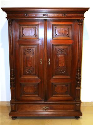 Historismus-Garderobeschrank um 1880/90, - Antiques and art