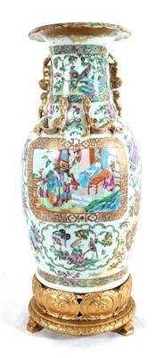 Famille rose Vase mit veschraubtem Bronzesockel - Arte e antiquariato