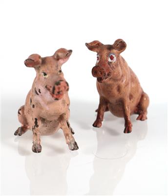 2 Tierfiguren, "Schweine" - Antiques and art