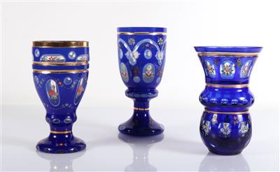 Konvolut aus 2 kleinen Pokalen u. 1 Vase - Kunst, Antiquitäten, Möbel und Technik