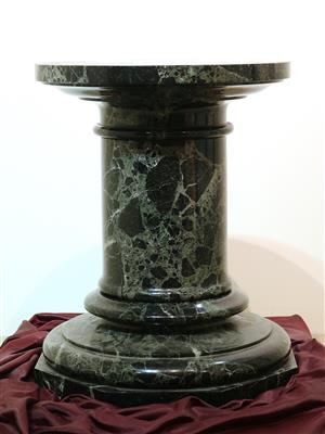 Große massive Marmorsäule - Arte e antiquariato