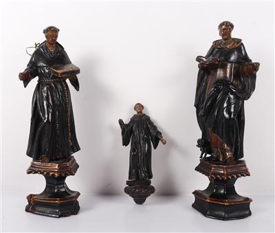 Konvolut aus 3 sakralen Skulpturen (Hl. Antonius von Padua) - Arte e antiquariato
