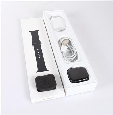 Apple Watch Serie 5 (GPS) Space Grau - Technology, mobile phones, bicycles