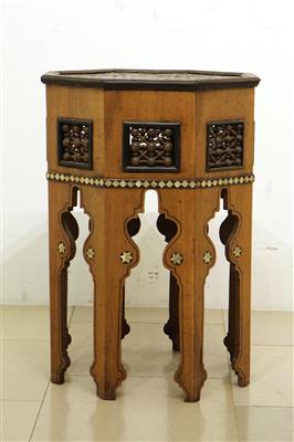 Orientalisches Beistelltichchen sogen. "Tabouret" - Kunst, Antiquitäten, Möbel und Technik