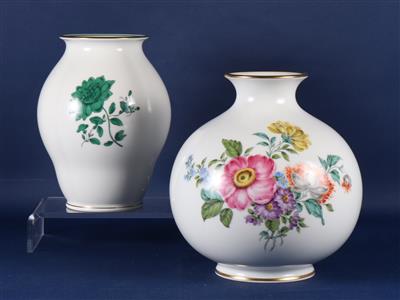 2 verschiedene Vasen, Wiener Porzellanmanufaktur Augarten - Silver, Art, Antiques, Furniture