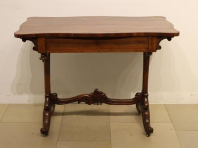 Eleganter englischer Schreibtisch - Art, antiques, furniture and technology