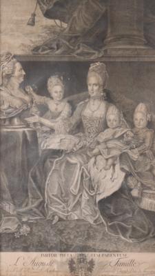 Portrait "L'Auguste Famille - Art, antiques, furniture and technology