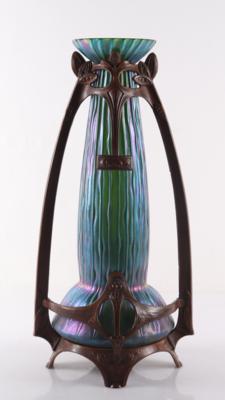 Jugendsilvase, mit patinierte Metallmontierung - Art, antiques, furniture and technology