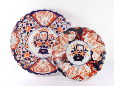 2 verschiedene Zierteller, sogen. "Imari Porzellan" - Arte, antiquariato, mobili e tecnologia