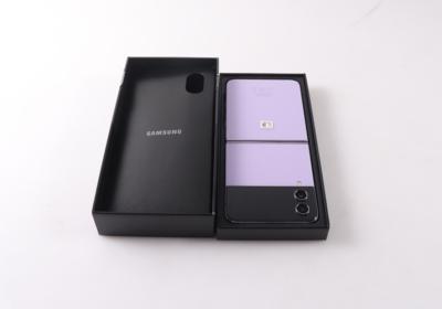 Samsung Galaxy Z Flip 4 Bora Purple - Handys, Technik