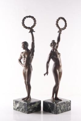 Skulpturenpaar "weiblicher und männlicher Akt mit Lorbeerkränzen - Kunst, Antiquitäten, Möbel und Technik