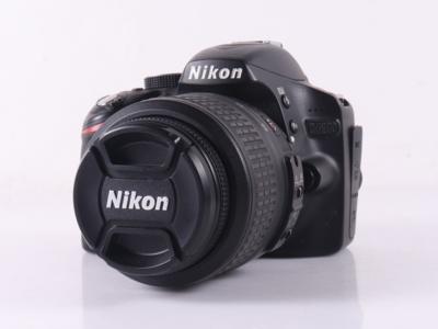 Systemkamera Nikon D3200 mit Objektiven und Zubehör schwarz - Technologie, mobilní telefony
