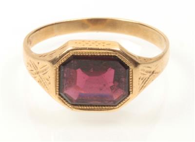 Granat Ring - Gioielli