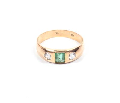 Smaragd Ring - SALE: ONLINE-Auktion Schmuck und Uhren