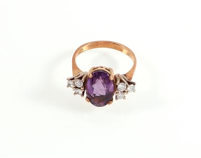 Amethyst Brillant Damenring zus. ca. 3,30 ct - Klenoty a náramkové