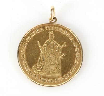 Medaillenanhänger "Maria Theresia" - Schmuck und Uhren