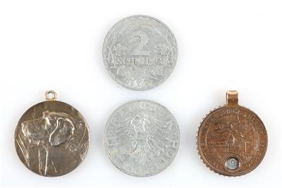 Konvolut: 3 Münzen/Medaillen,1 Bierzähler - Klenoty a Hodinky