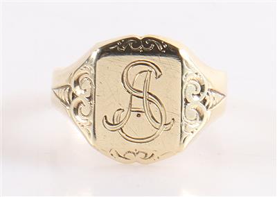 Ring - Jewellery and watches