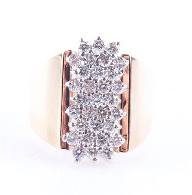 Brillant Damenring zus. ca. 0,80 ct - Schmuck und Uhren