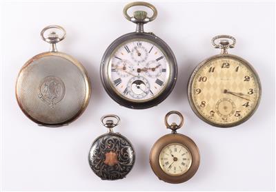 Konvolut 5 Taschenuhren plus 2 Uhrketten/1 Anhänger (8) - Jewellery and watches
